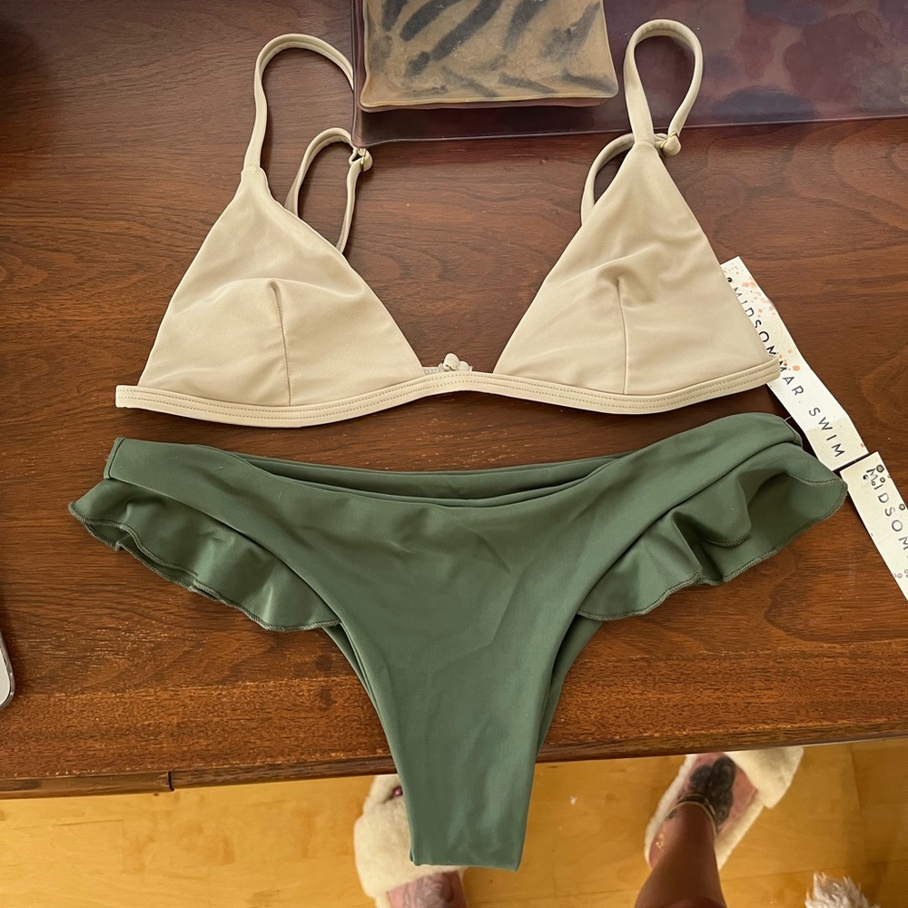Midsommar swim set - bottom and top